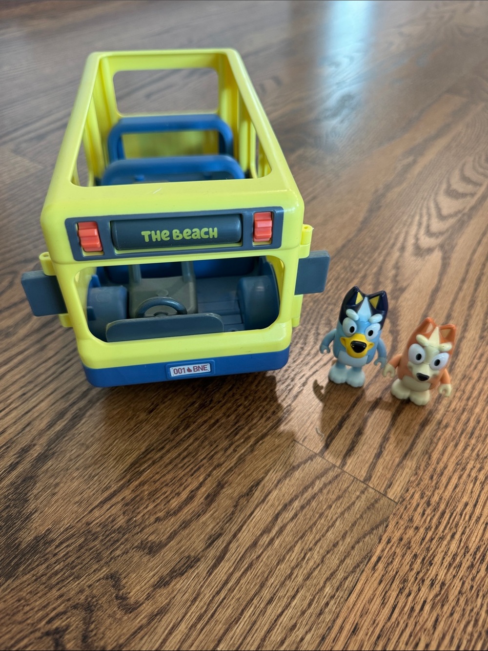 Bluey Bus + Mates